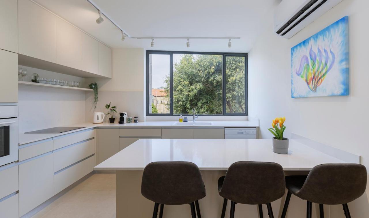 The Pearl Of Nachlaot Apartments Йерусалим Екстериор снимка