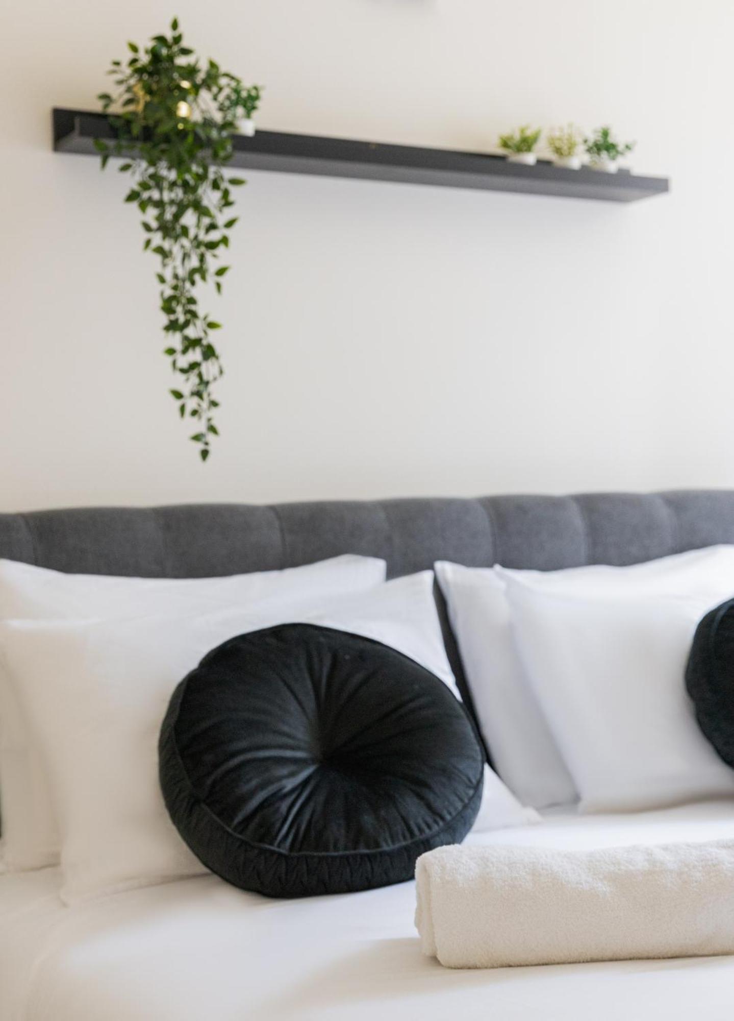 The Pearl Of Nachlaot Apartments Йерусалим Стая снимка